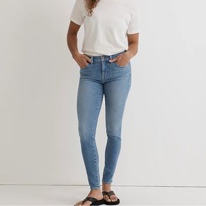 Madewell 9” Mid-Rise Skinny Jeans - Size 28